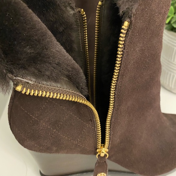 Michael Kors Suede Wedge Boot NEW - Picture 6 of 10